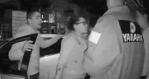 Exhiben nuevo caso de agresión a guardias de seguridad en Puebla, ahora en Santa Lucía