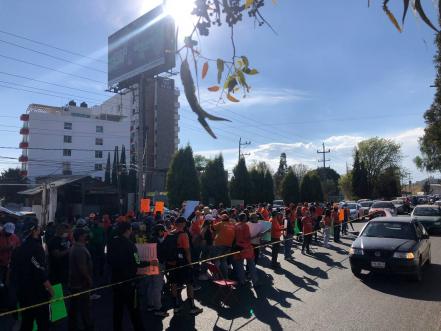 Bloquean recta a Cholula para exigir entrega de campus UDLAP