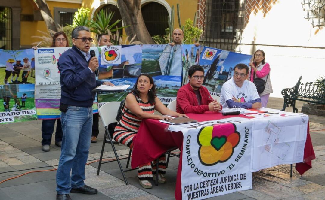 Vecinos de El Seminario denunciaron un intento de privatización de áreas verdes | Foto: Agencia Es Imagen para El Universal Puebla