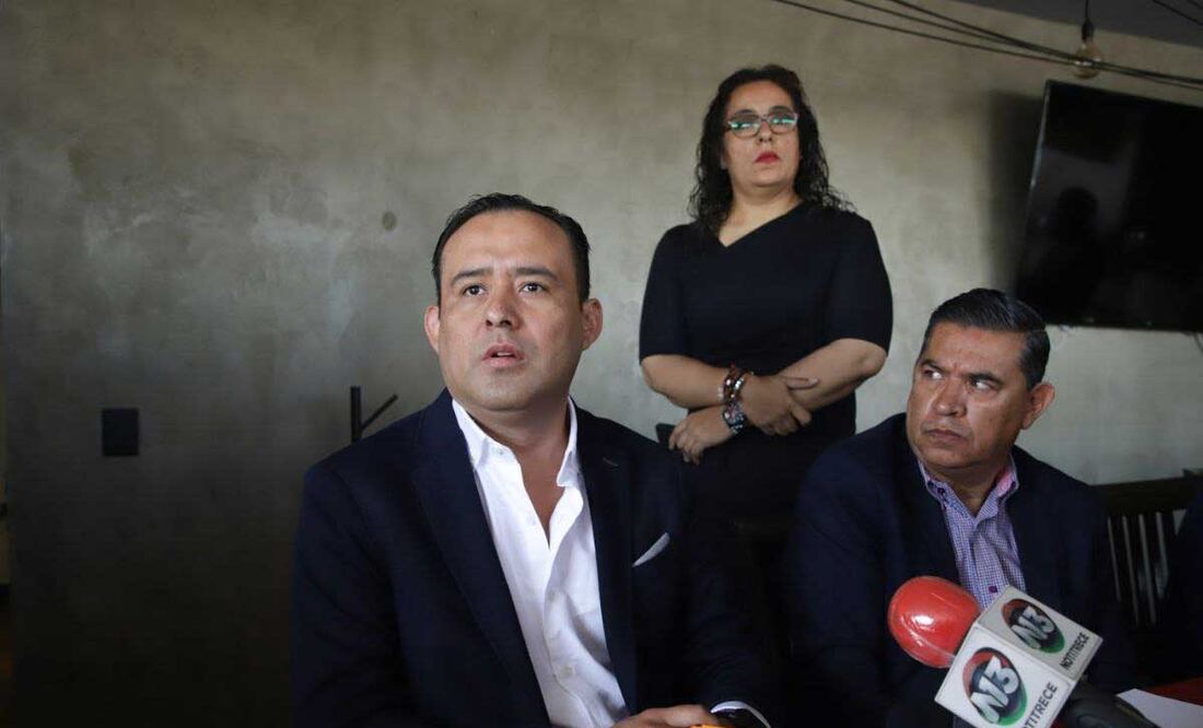 El presidente del Congreso de Puebla, Eduardo Castillo, asegura que ninguna trabajadora será sancionada por ausentarse el 8 y 9 de marzo | Foto: agencia Es Imagen para El Universal Puebla