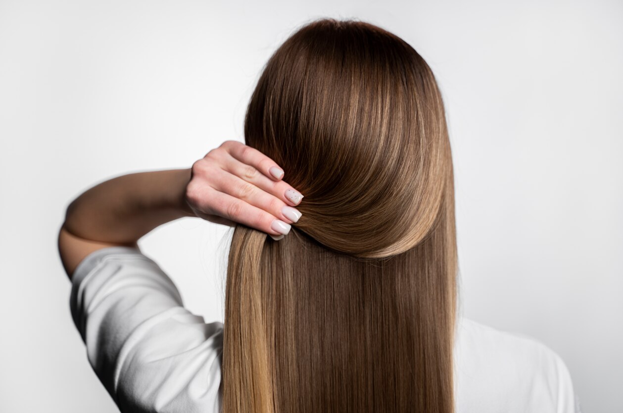 La suplementación prolongada con ácidos grasos omega-3 EPA y DHA ha demostrado mejorar el crecimiento del cabello, incrementar su densidad y reducir la caída. 

Foto: Producción El Universal Puebla