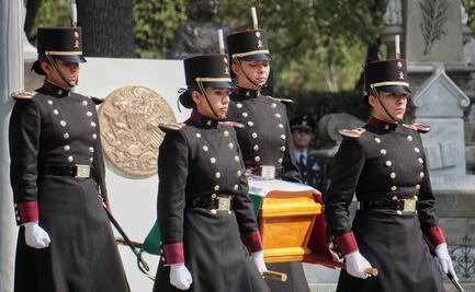 INHUMACIÓN DE ARNOLDO MARTÍNEZ