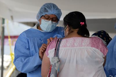 Inicia registro de vacunación contra Covid-19 para mayores de 40 años