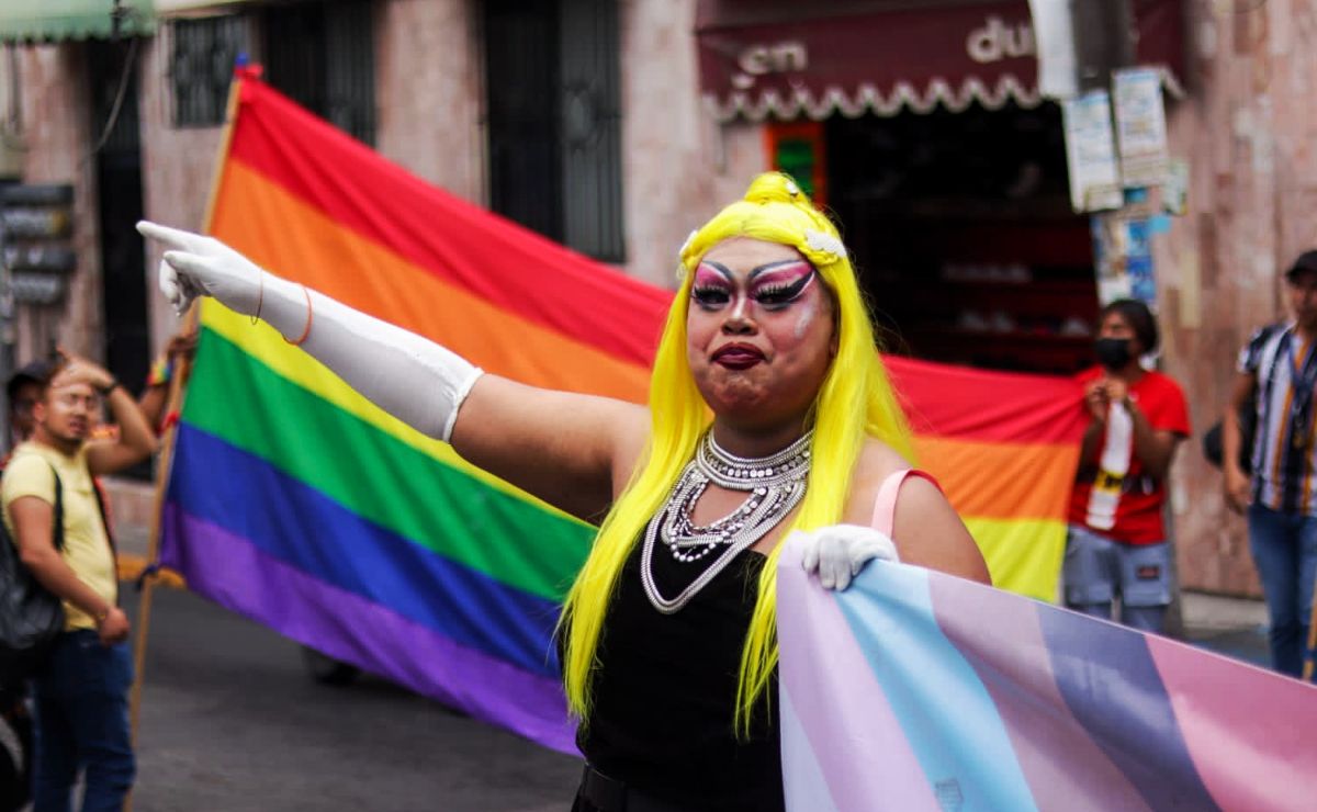 ¿Sabes qué es la “bifobia”? Saberlo es importante para NO caer en ella