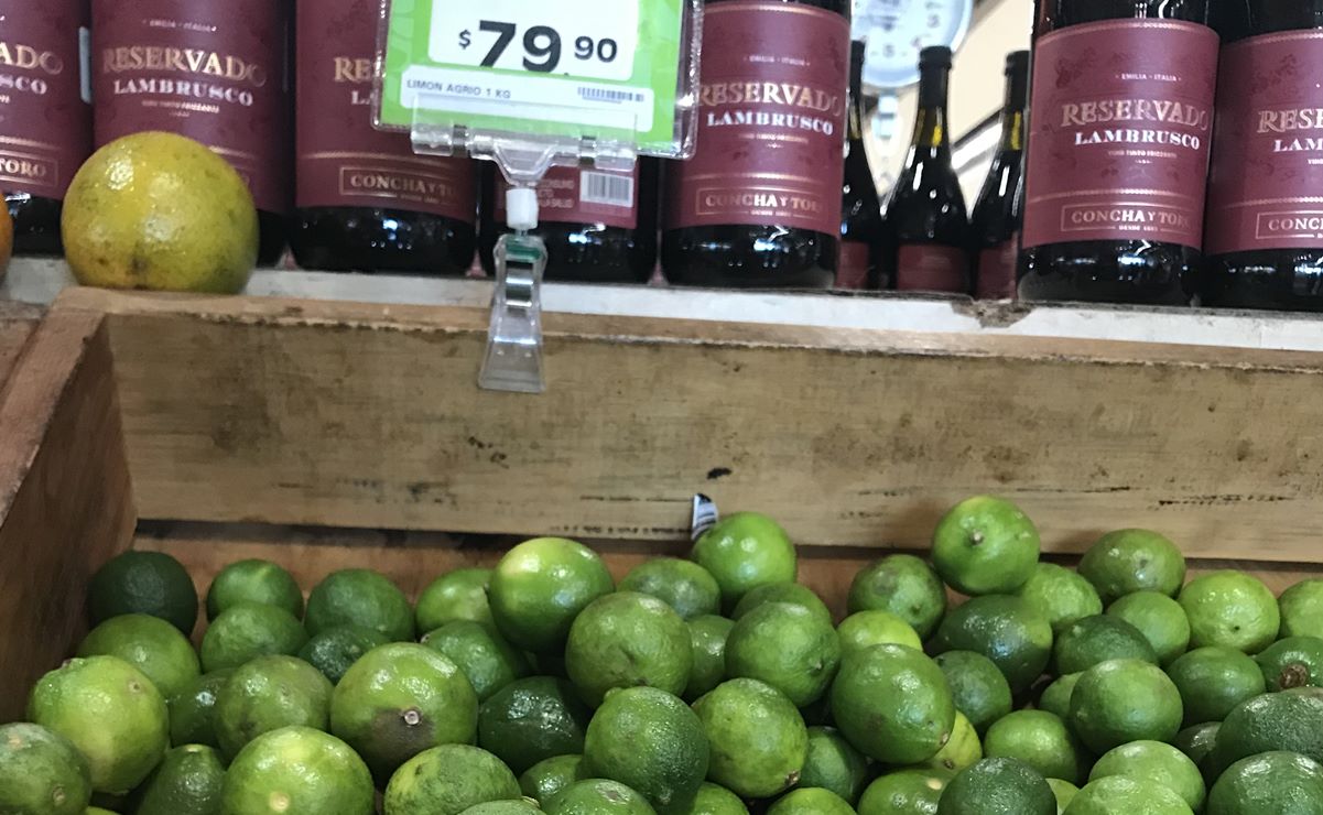 Comerciantes compran limón a 44 pesos por kilo y lo venden a consumidores en 80, indica análisis
