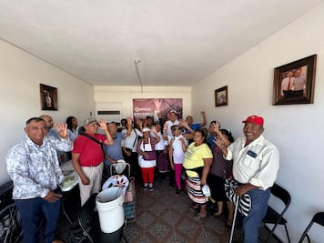 Lalo Castillo atiende solicitudes ciudadanas en oficina legislativa de la Mixteca