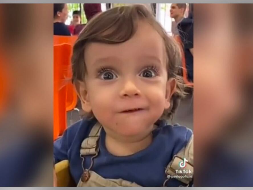 Descubre la reacción de este tierno bebé al probar por primera vez un taco al pastor / Captura de pantalla TikTok @pavlogoficial