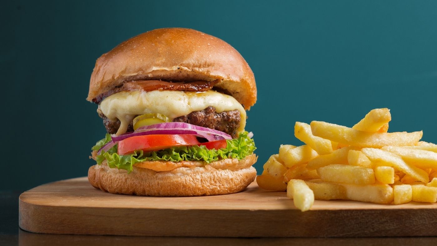 ¿Cuándo es el Día de la Hamburguesa? Te contamos la sabrosa historia de este platillo