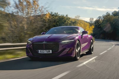 Bentley ya dio fecha para la aparición de su primer modelo eléctrico