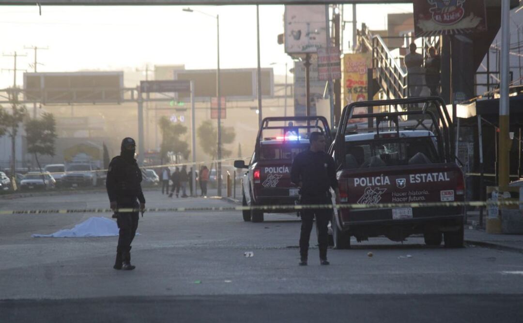 Una balacera en el bar Pinochos de la carretera federal a Tehuacán dejó víctimas mortales y lesionados | Foto: Agencia Es Imagen para El Universal Puebla