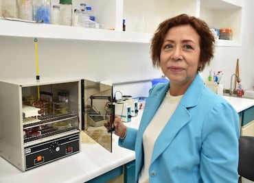 Investigan en la BUAP extractos vegetales para tratar infecciones urinarias