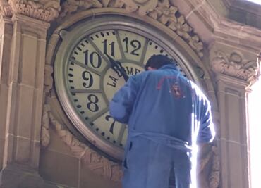 Qué le pasó a las manecillas de El Gallito, el reloj de 100 años en Puebla