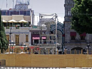 Volverán a cercar el zócalo de Puebla para inhibir propagación de Covid-19