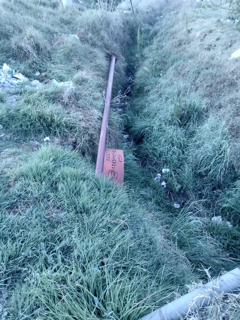 Foto: Especial    I   Tiran poste de luz en Cuautlancingo