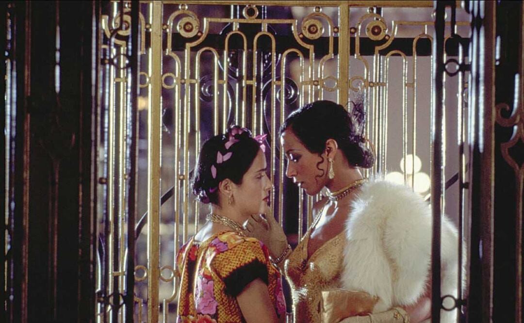 La película Frida, protagonizada por Salma Hayek y estrenada en el 2002, tuvo como escenarios los edificios Protocolo y Presno en Puebla | FOTO: allvip.com