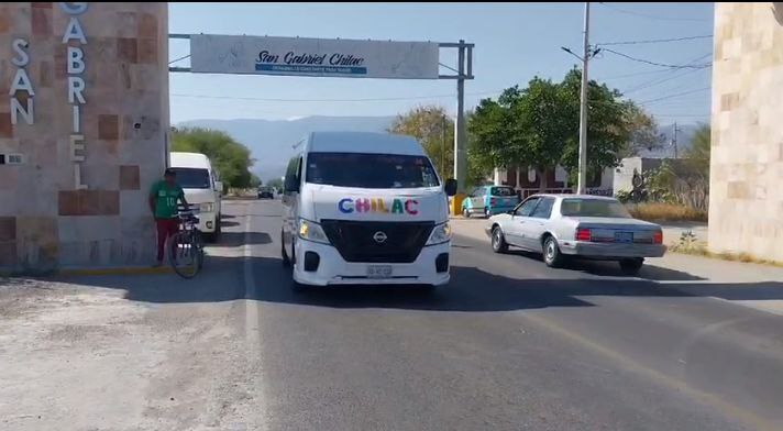 Pobladores de San Gabriel Chilac se oponen al aumento de tarifas del transporte | Agencia Es Imagen para El Universal Puebla