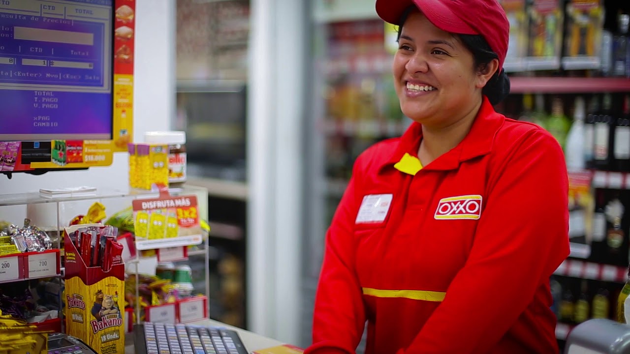 ¿Cuánto gana un cajero de OXXO?