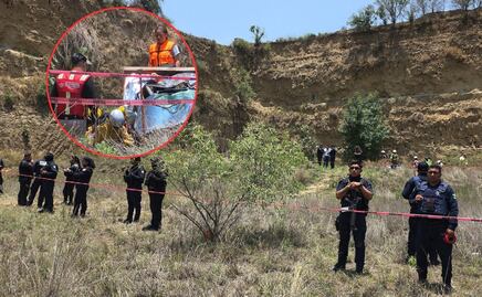 Encuentran auto destrozado con 4 jóvenes muertos en barranca de Coronango