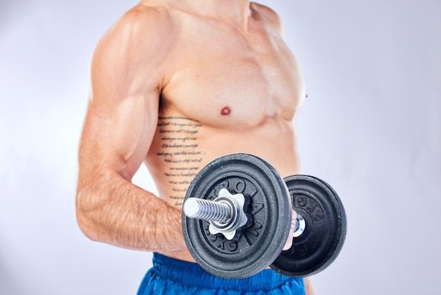 La obesidad es una preocupación de salud pública, pero a menudo se subestima el riesgo de pérdida de masa muscular. Fuente: Freepik.