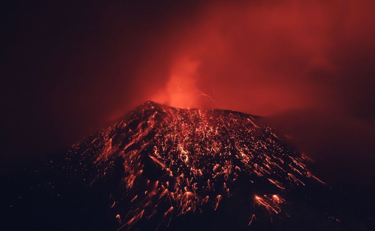 Así fue la erupción del volcán Popocatépetl provocada por el hombre