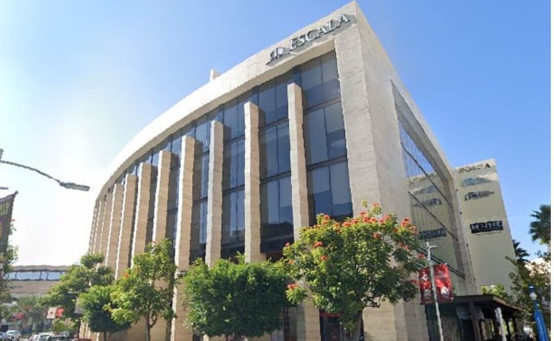 Una mujer sufrió múltiples lesiones tras desplomarse un elevador en el Condominio Plaza Escala de Sonata | Foto: Captura Google Maps