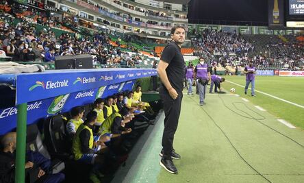 Piden a Larcamón en la Dirección Técnica de la Selección Mexicana