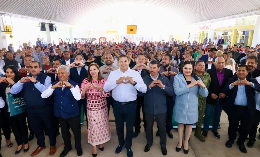 Armenta puso en marcha el programa de escuelas solares | Foto: Gobierno del estado