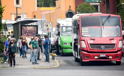 Exhiben cobro de piso a choferes del transporte público en el mercado Hidalgo