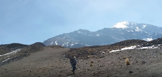 Continúa la búsqueda del alpinista extraviado en el Pico de Orizaba