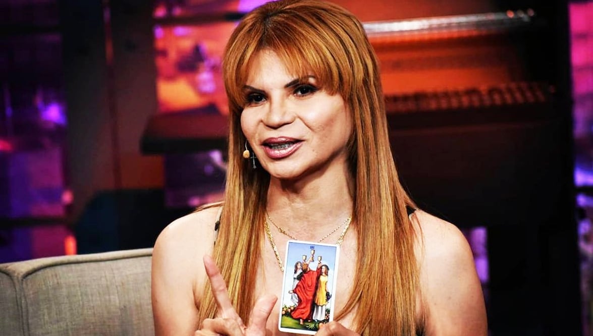 La adivina cubana, cuyo nombre real es Mhoni Serram, ha hecho una alarmante predicción sobre un posible rebrote significativo de Covid-19 a nivel mundial.
Foto: Producción El Universal Puebla
