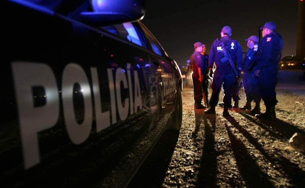 En Michoacán hallan 7 cuerpos desmembrados dentro de taxi abandonado