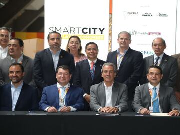 Pepe Chedraui firma Carta Intención “Red SI4Puebla”