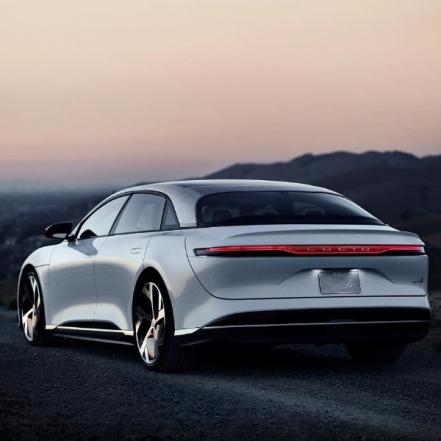 Lucid Air, el auto eléctrico de súper lujo que pone nervioso a Tesla de Elon Musk