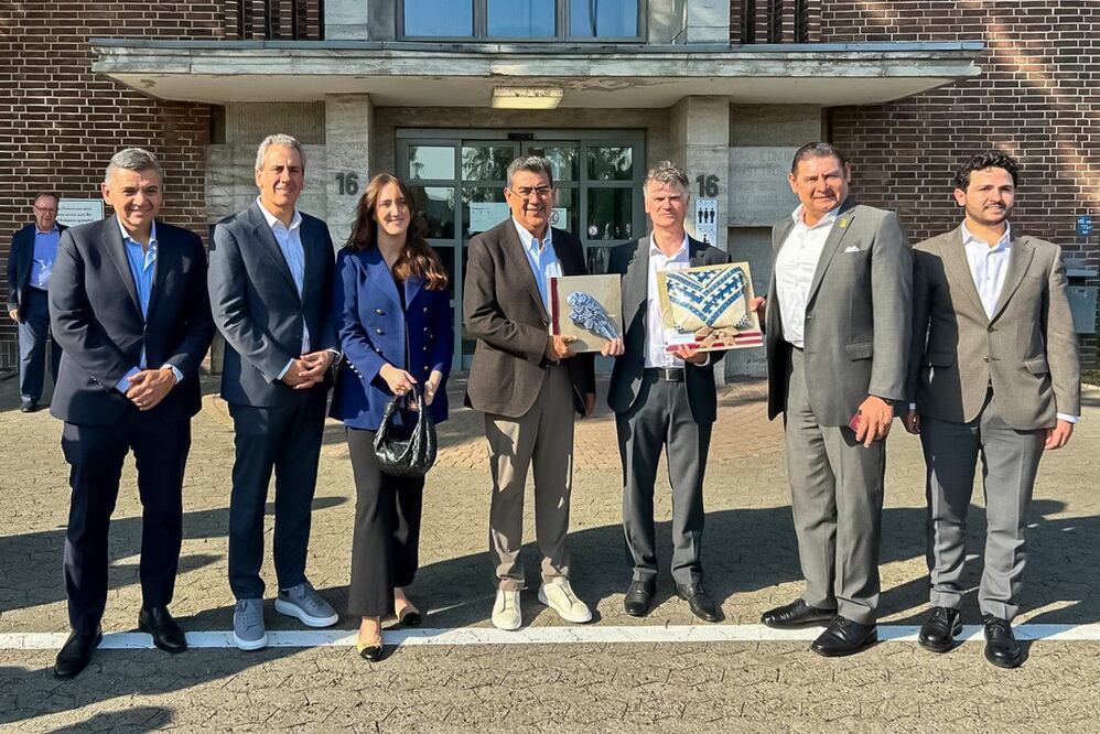 Sergio Salomón, Alejandro Armenta y Pepe Chedraui iniciaron gira en Alemania | Foto: Gobierno del Estado