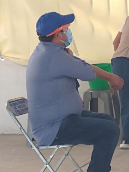 Candidato del PAN no desmiente vacunación gandalla en Puebla