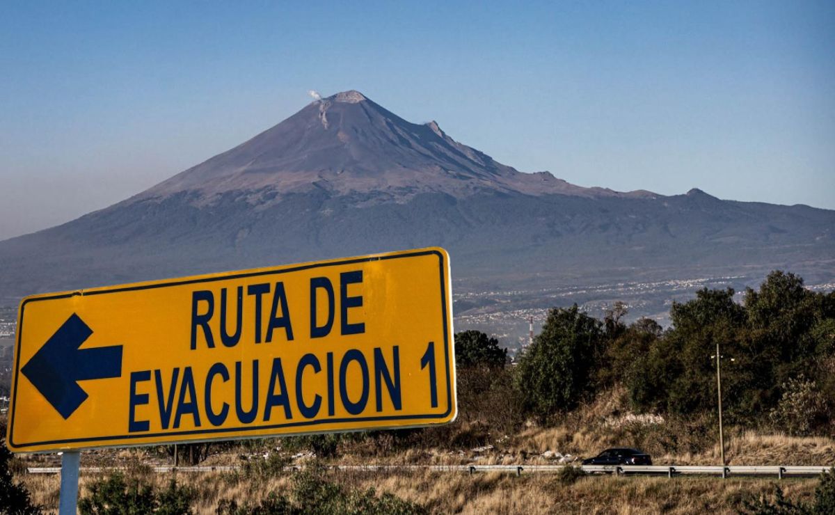 Supervisan rutas de evacuación del volcán Popocatépetl ante posible contingencia