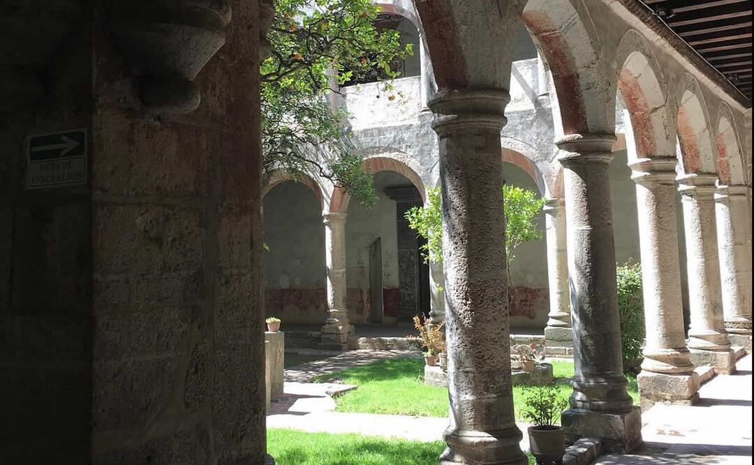 Arcos del Claustro del exconvento de San Miguel Arcángel. Foto: Erick OH / Instagram
