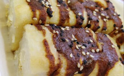 Sushi de mole poblano o al pastor. Restaurante fusiona comida japonesa con la gastronomía mexicana