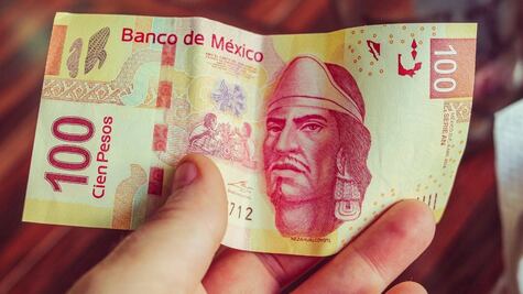 El error que tienen los billetes de 100 pesos y algunos libros de texto de la SEP