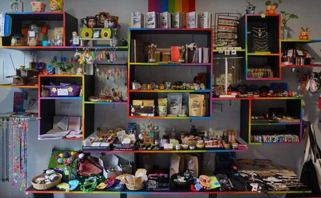 Las nenis que crearon Arcoíris Galáktico han logrado triunfar con sus creaciones | Foto: Facebook Arcoíris Galáktico