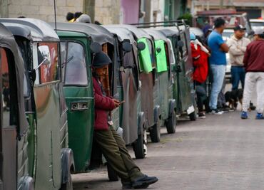 Gobernador de Puebla anuncia revista vehicular en mototaxis para acabar con el narcomenudeo