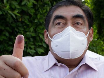 Pide Barbosa participar en consulta para enjuiciar expresidentes