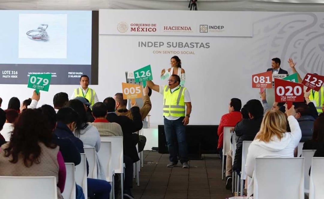 Los tres niveles de gobierno también llegan a realizar pujas por artículos de valor e inmuebles | foto: archivo El Universal