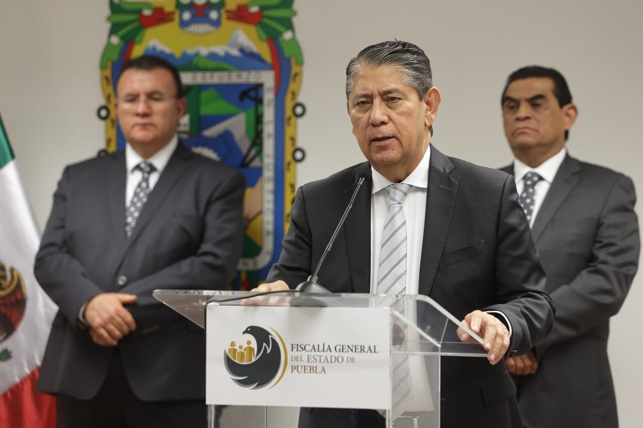 El fiscal Gilberto Higuera Bernal informó sobre las acciones de combate a la corrupción en la FGE | Agencia Es Imagen para El Universal Puebla