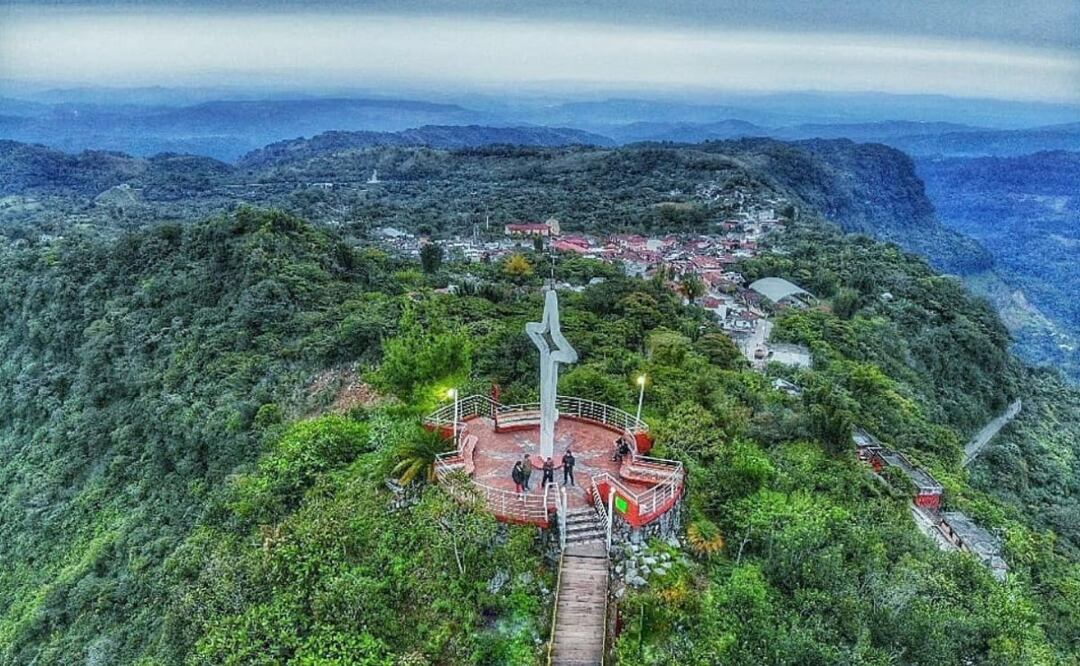 Jonotla, Puxtla y el Balcón del Diablo son asombrosos. | Foto: Instagram romendez100