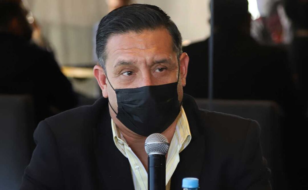 El presidente de la Canirac Puebla deseó éxito al gobernador sustituto Sergio Salomón | Foto: Agencia Es Imagen para El Universal Puebla