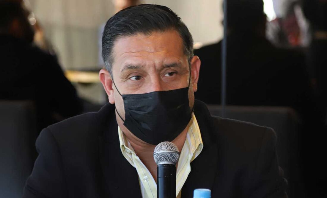 El presidente de la Canirac Puebla deseó éxito al gobernador sustituto Sergio Salomón | Foto: Agencia Es Imagen para El Universal Puebla