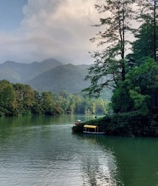 Refréscate en este paraíso de aguas cristalinas de Tlatlauquitepec