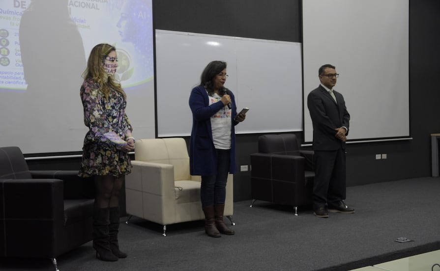 Reflexionan en la BUAP acerca de la Química y la Inteligencia Artificial