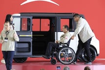 Gobierno de Puebla planea comprar 3 mil autos Olinia para transporte público
